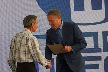 Благодарности работникам завода «Гидропресс»